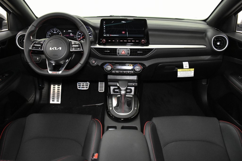 2024 Kia Forte GT 26