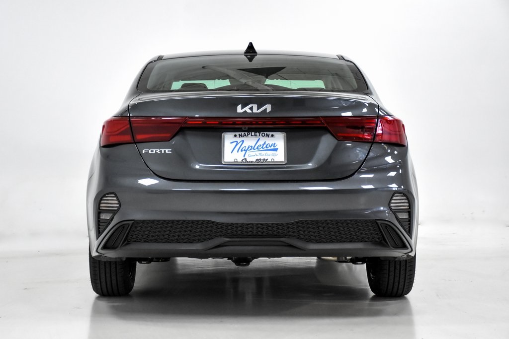 2024 Kia Forte LXS 27