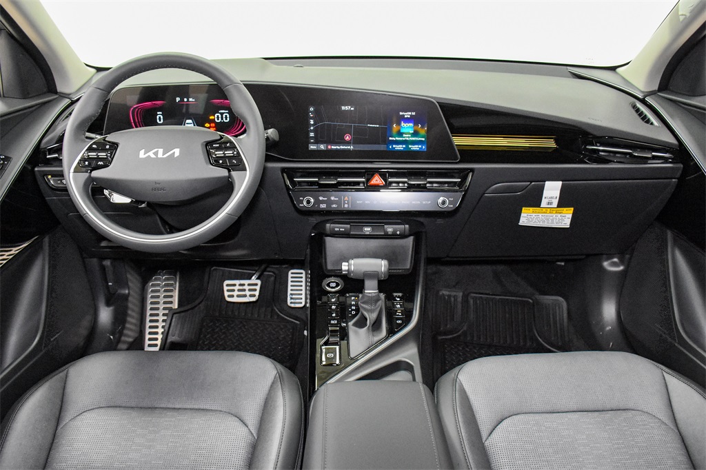 2024 Kia Niro SX Touring 34