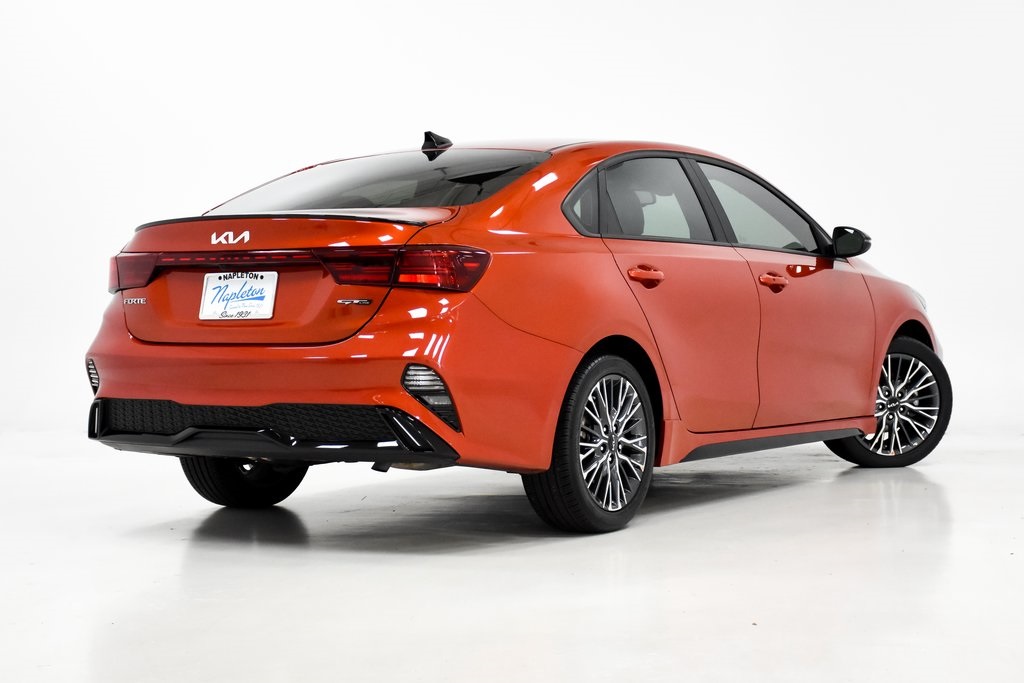 2024 Kia Forte GT-Line 29