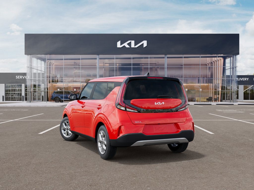 2025 Kia Soul LX 4