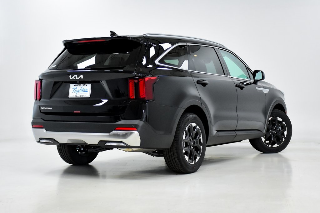 2025 Kia Sorento S 35