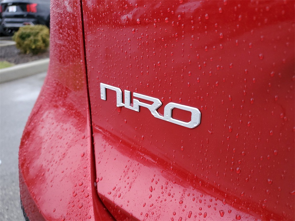 2024 Kia Niro SX Touring 7