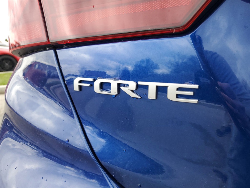 2024 Kia Forte LXS 7