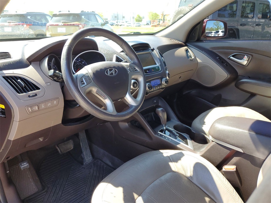 2013 Hyundai Tucson Limited 29