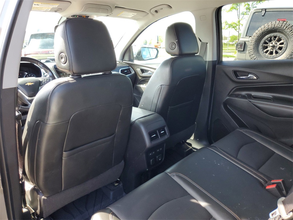 2018 Chevrolet Equinox Premier 33