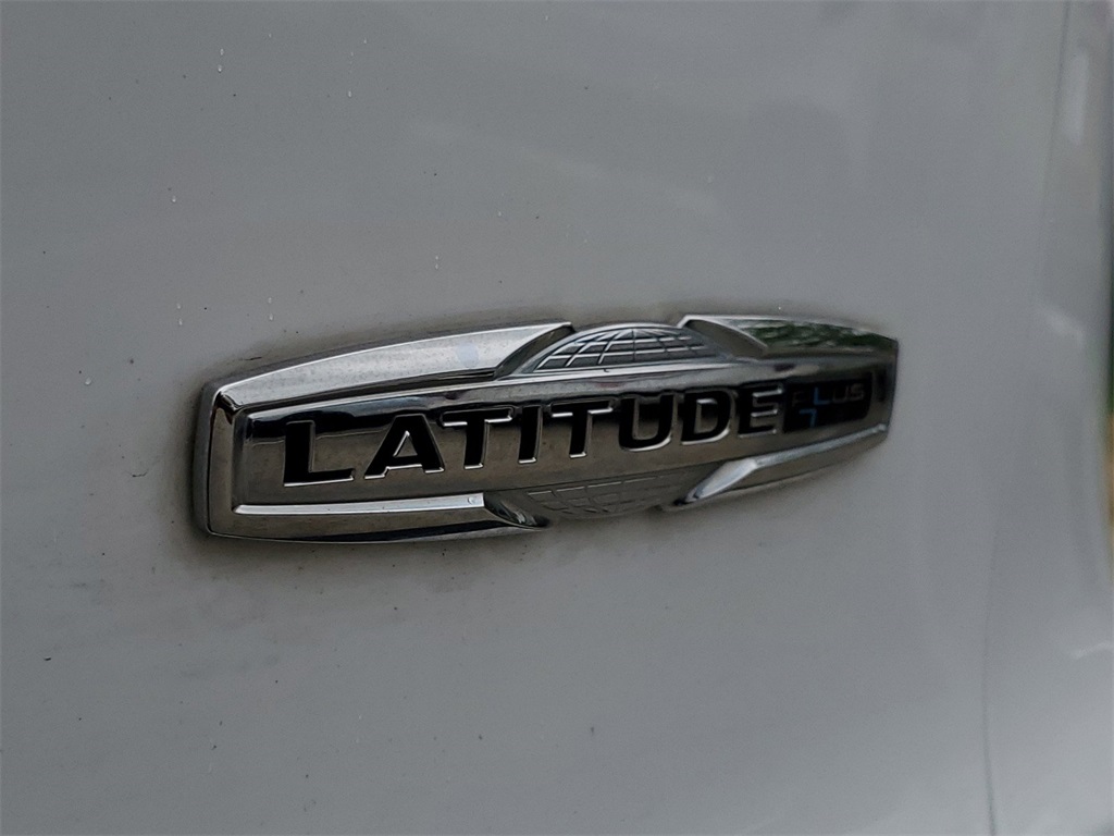 2020 Jeep Cherokee Latitude Plus 35