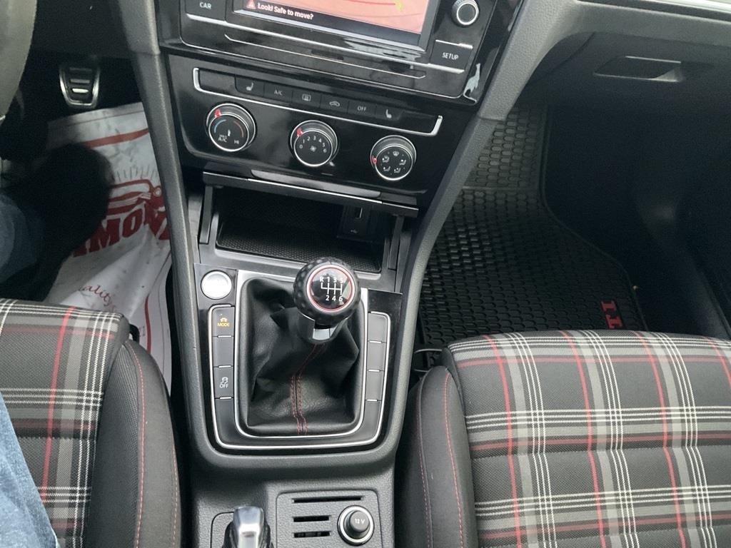 2019 Volkswagen Golf GTI Autobahn 21