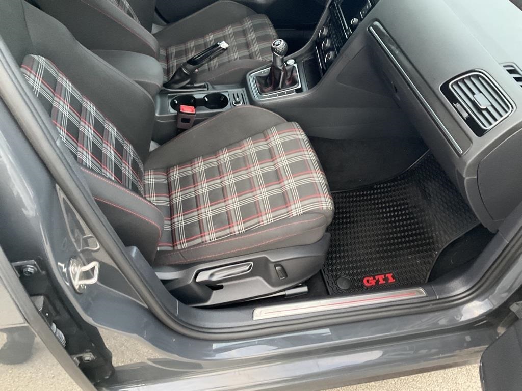 2019 Volkswagen Golf GTI Autobahn 27