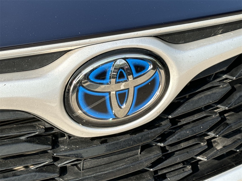 2021 Toyota Highlander Hybrid XLE 14