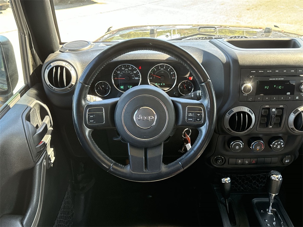 2016 Jeep Wrangler Unlimited Sport 17