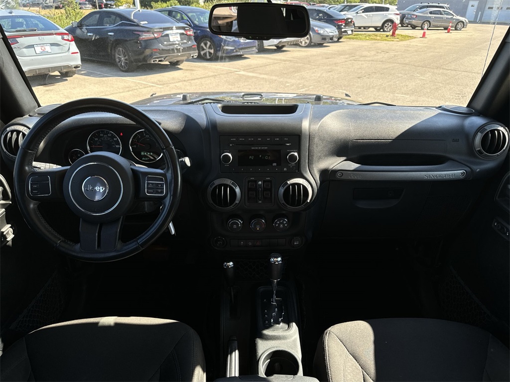 2016 Jeep Wrangler Unlimited Sport 19