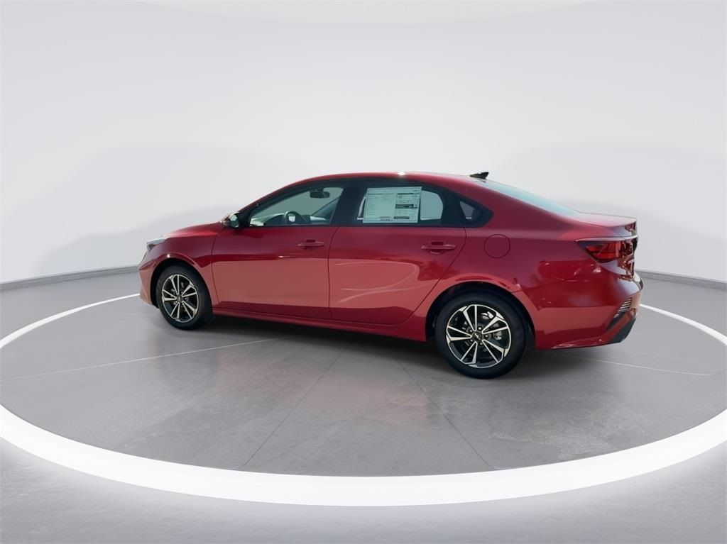 2024 Kia Forte LXS 7