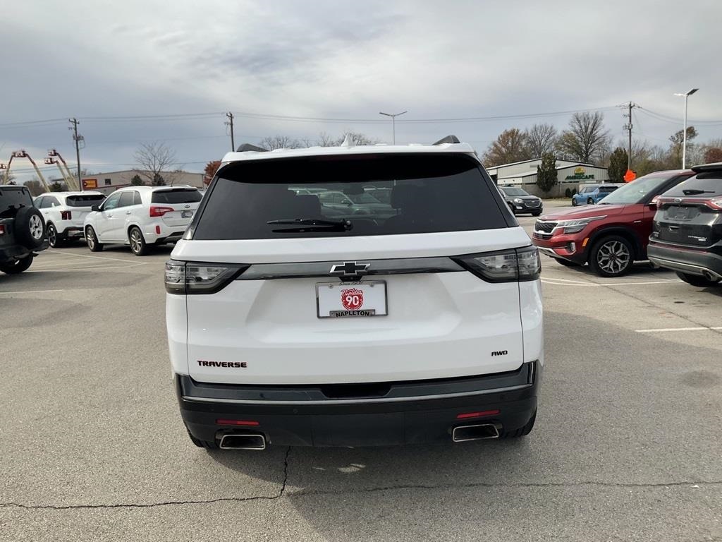 2018 Chevrolet Traverse Premier 9