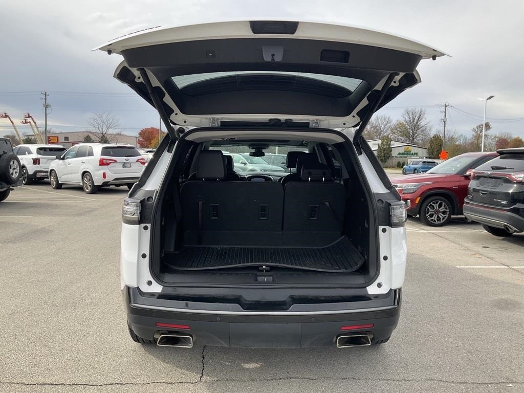 2018 Chevrolet Traverse Premier 27