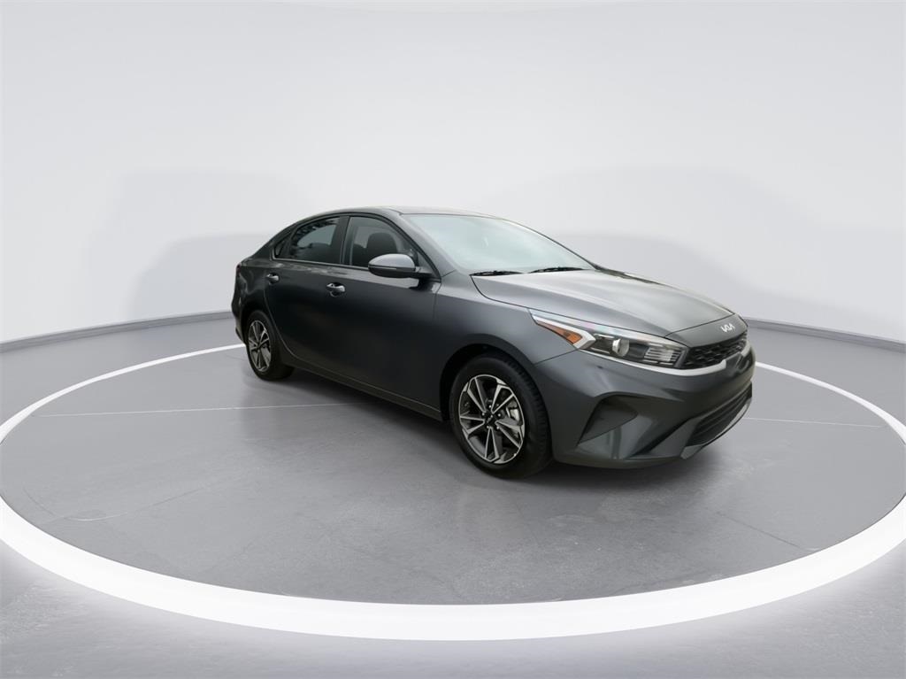 2024 Kia Forte LXS 13