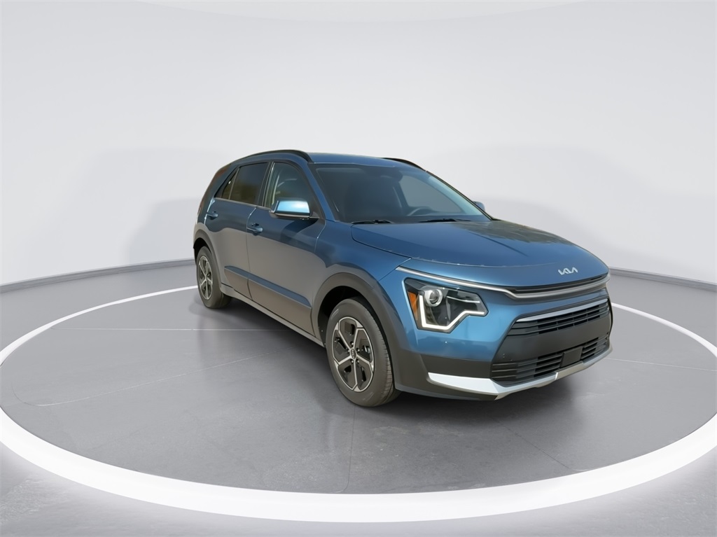 2024 Kia Niro EX 2