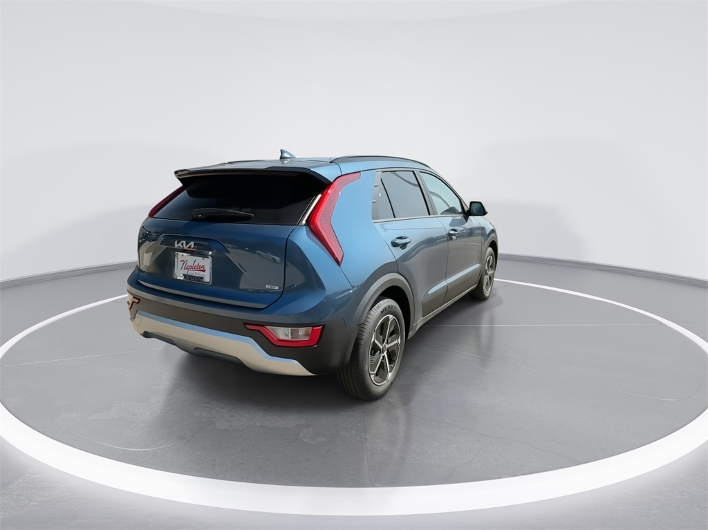 2024 Kia Niro EX 10