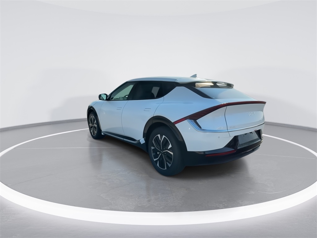 2024 Kia EV6 Wind 8