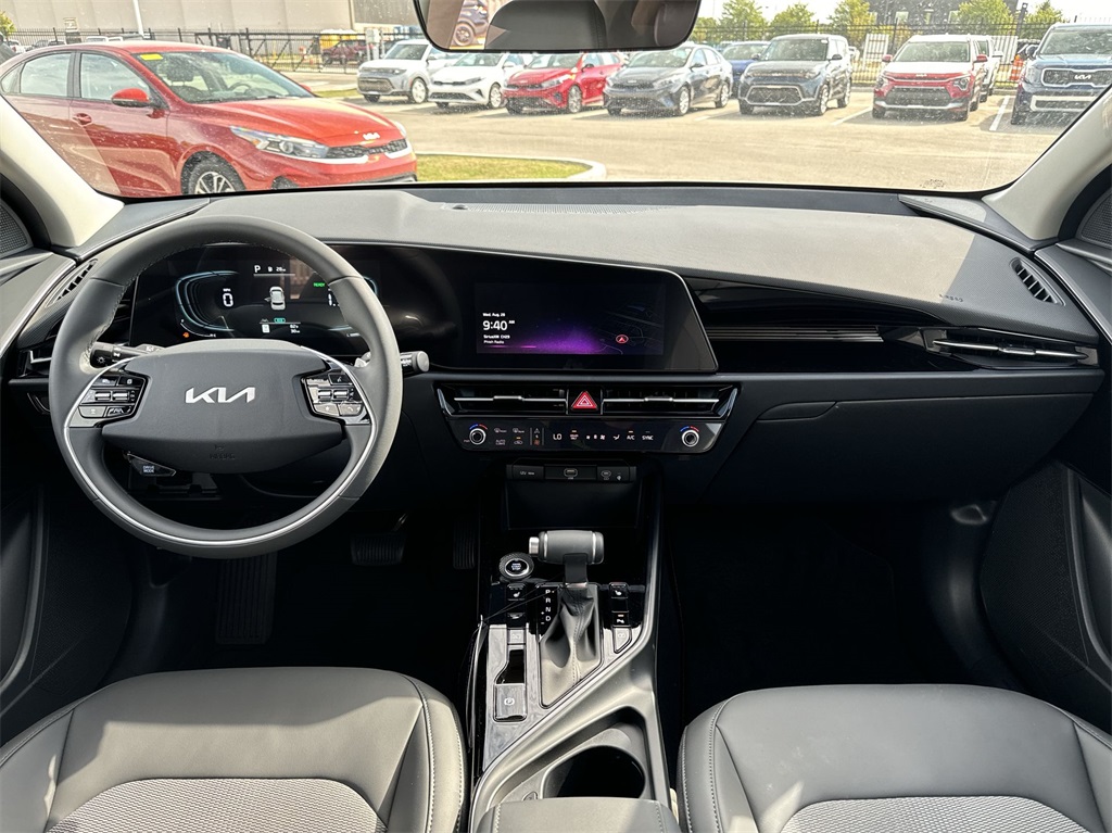 2024 Kia Niro EX 20