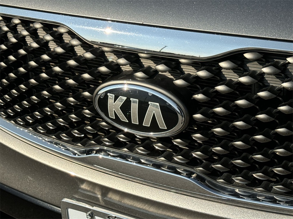 2016 Kia Sorento SX Limited 14