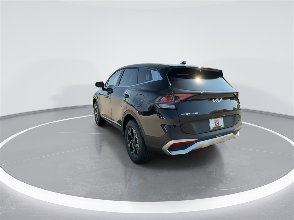 2024 Kia Sportage LX 8