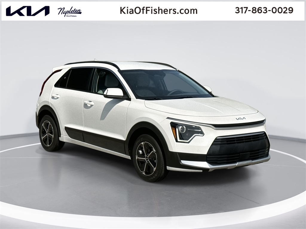 2024 Kia Niro EX 1