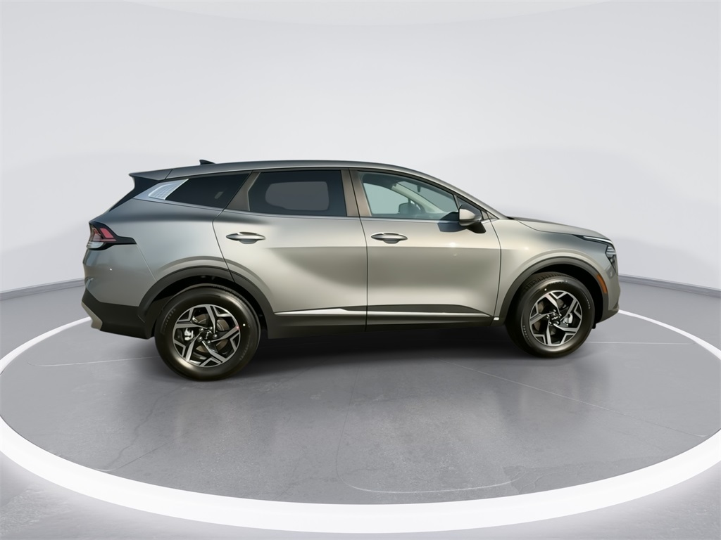 2024 Kia Sportage LX 12