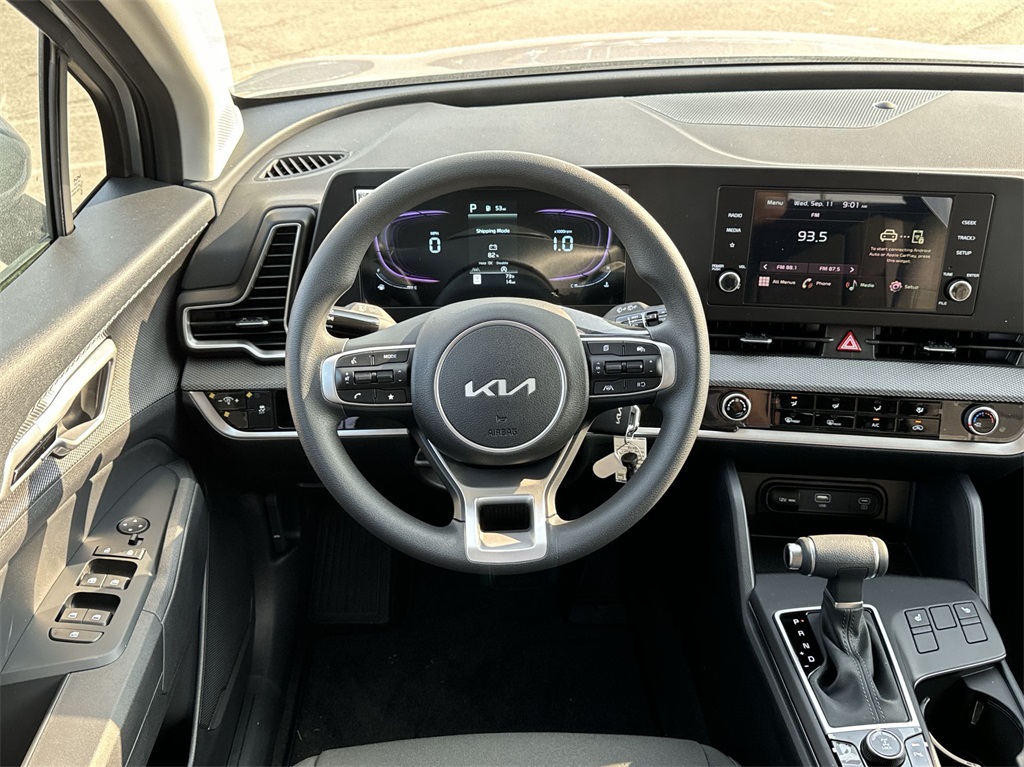 2024 Kia Sportage LX 17