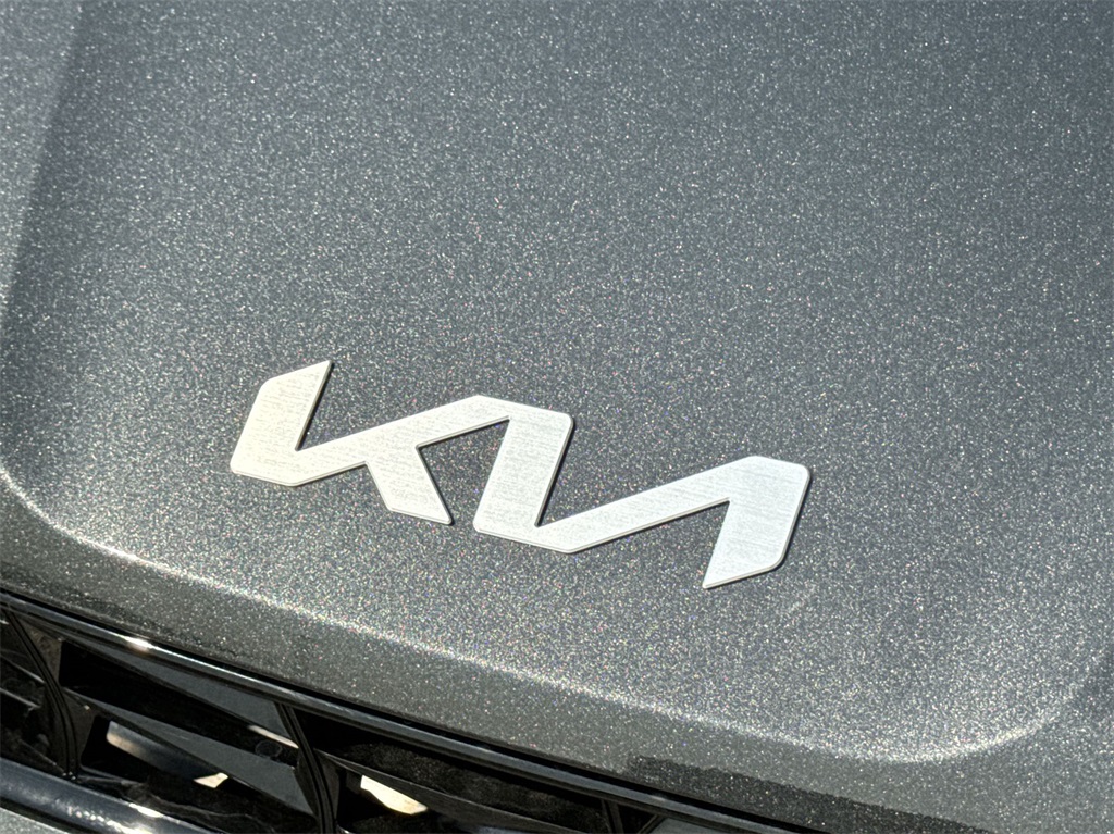 2025 Kia K5 LXS 14