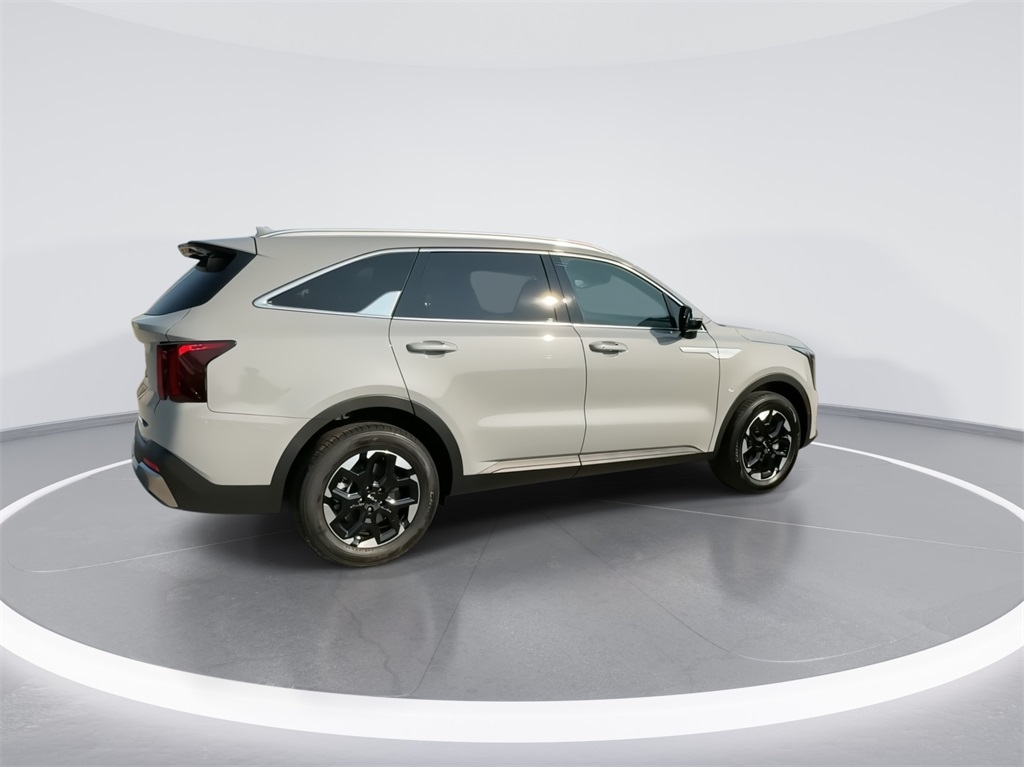 2025 Kia Sorento S 11