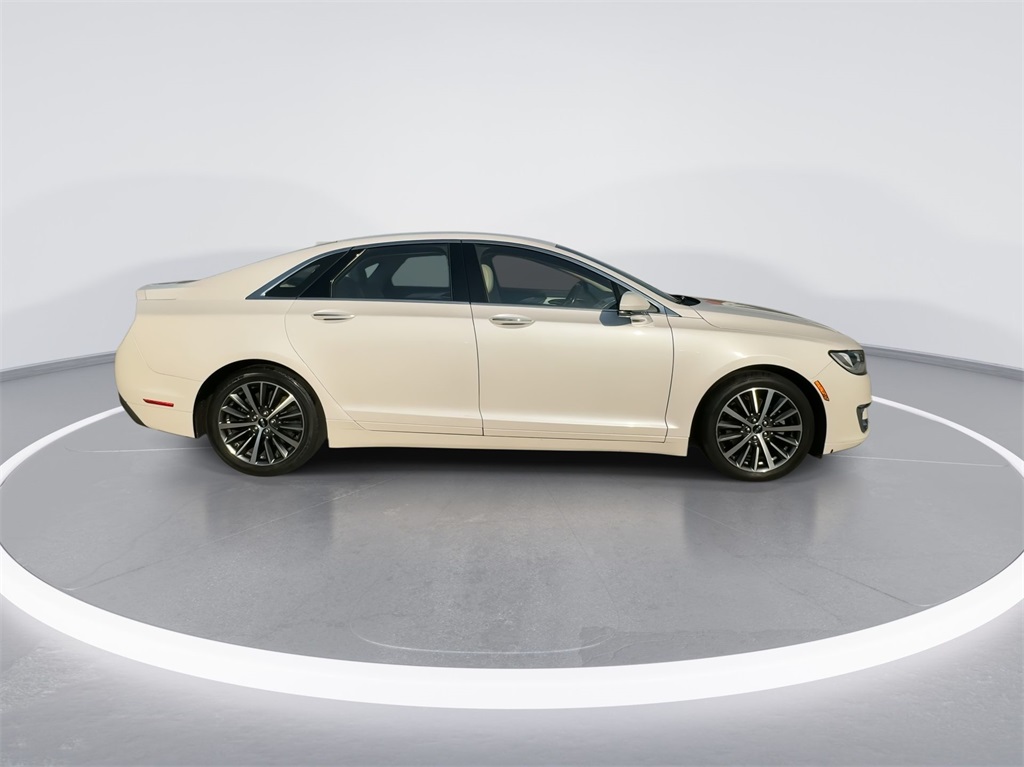 2017 Lincoln MKZ Premiere 12