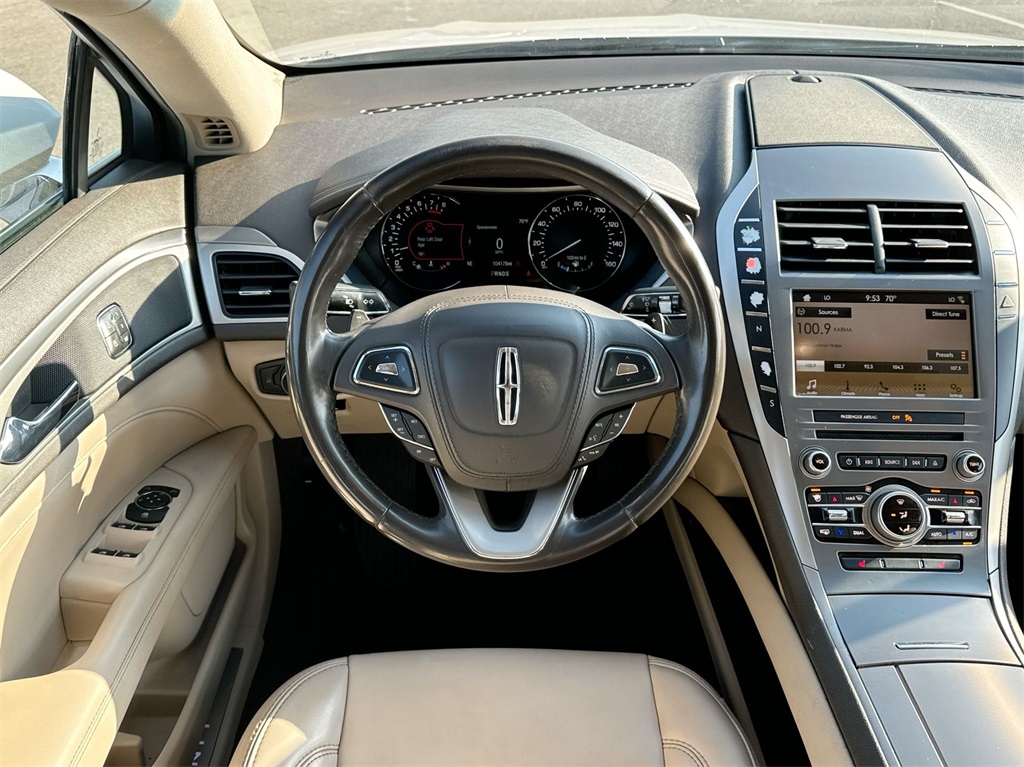 2017 Lincoln MKZ Premiere 16