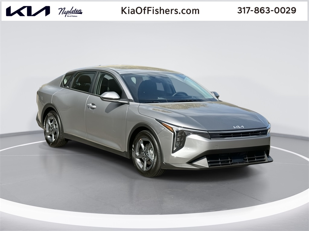 2025 Kia K4 LXS 1