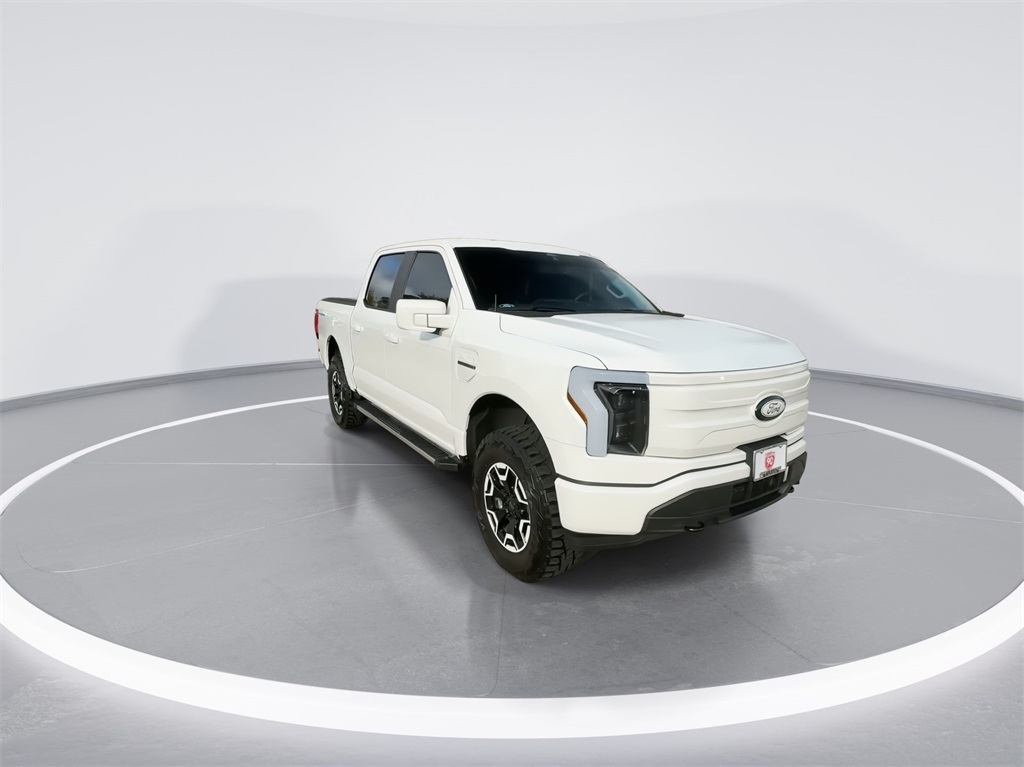 2022 Ford F-150 Lightning Pro 2