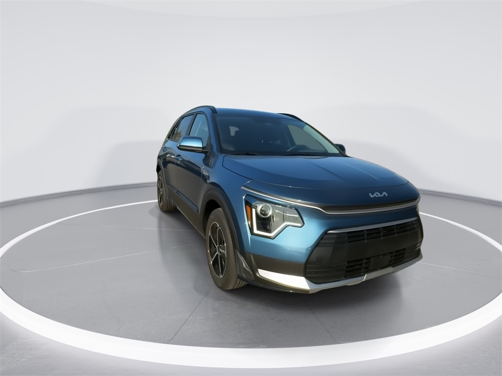 2024 Kia Niro EX 2