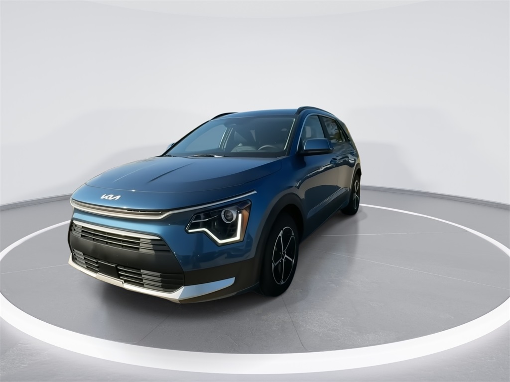 2024 Kia Niro EX 4