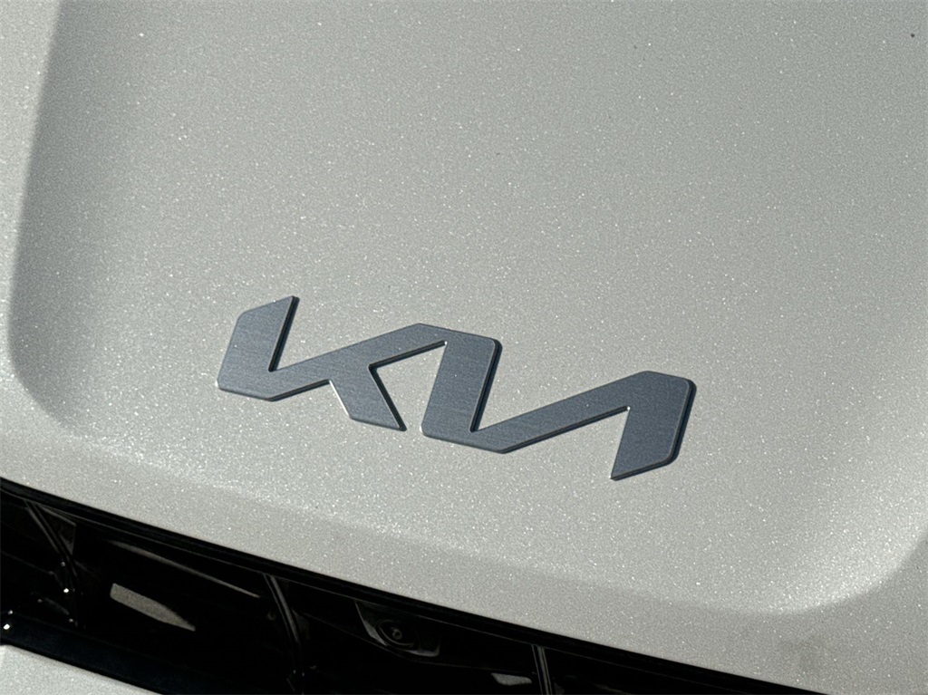 2025 Kia K5 EX 14