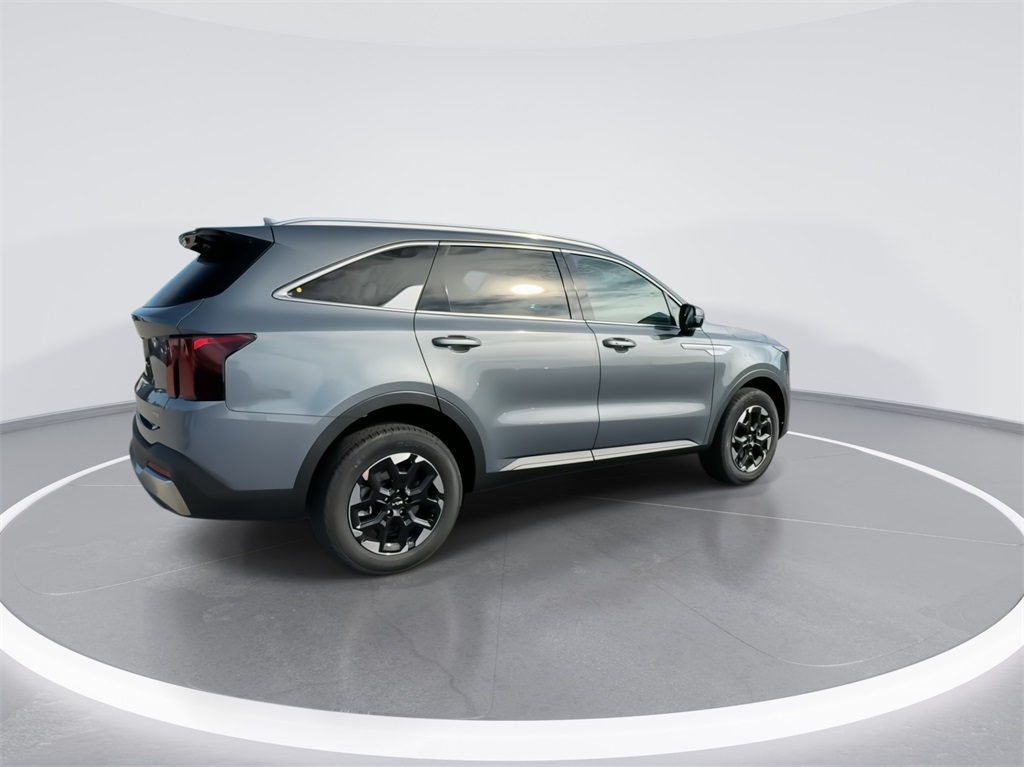 2025 Kia Sorento S 11