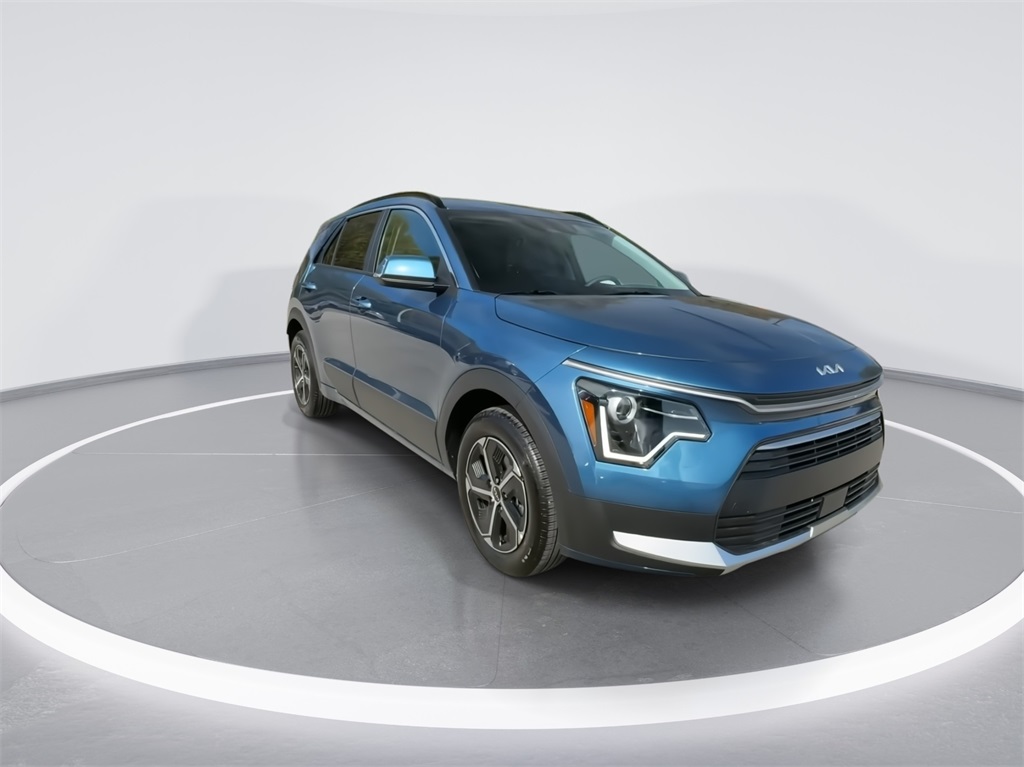 2024 Kia Niro EX 2