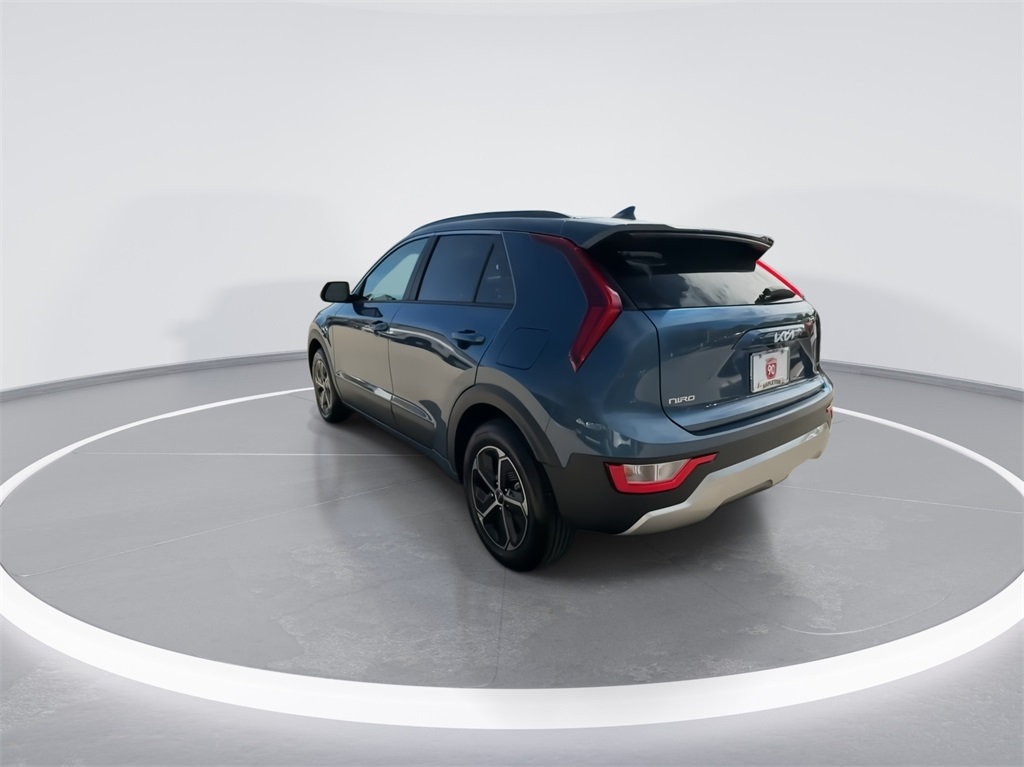 2024 Kia Niro EX 8