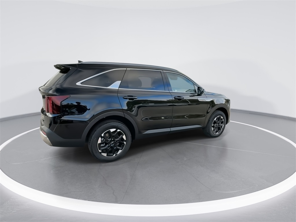 2025 Kia Sorento S 11