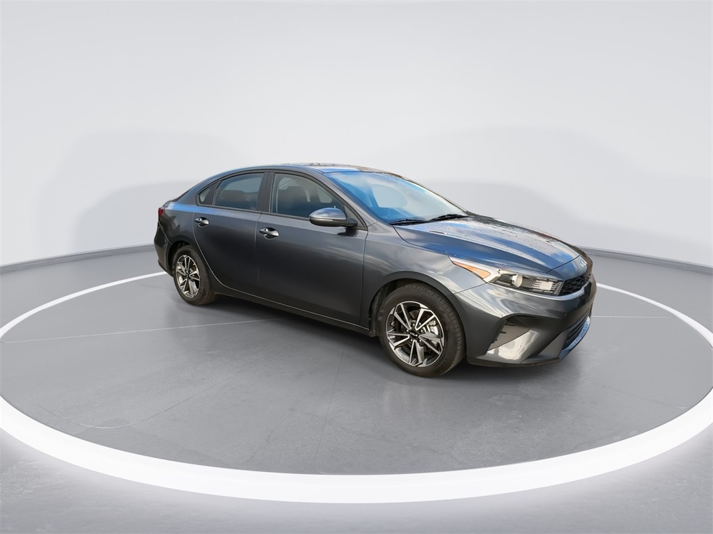 2022 Kia Forte LXS 13