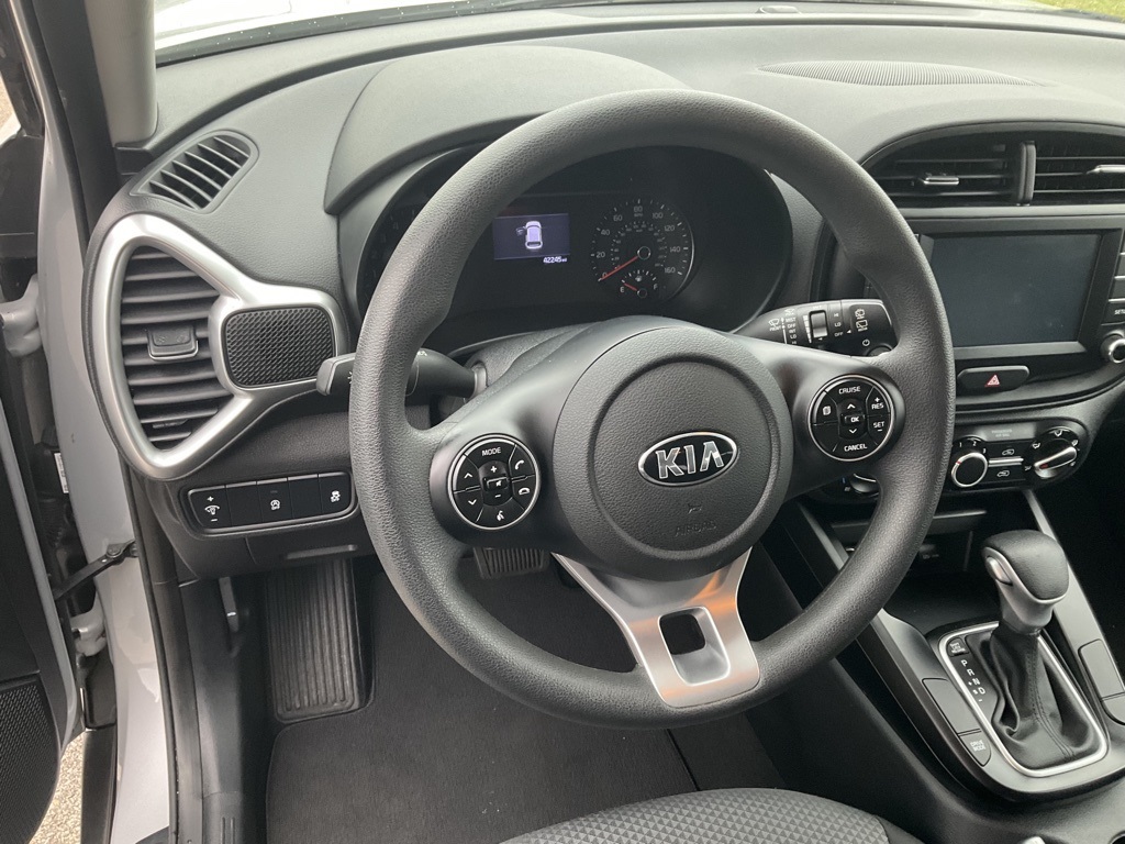 2021 Kia Soul LX 13