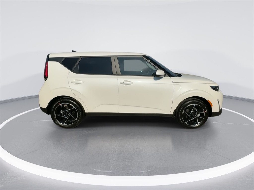 2025 Kia Soul EX 12