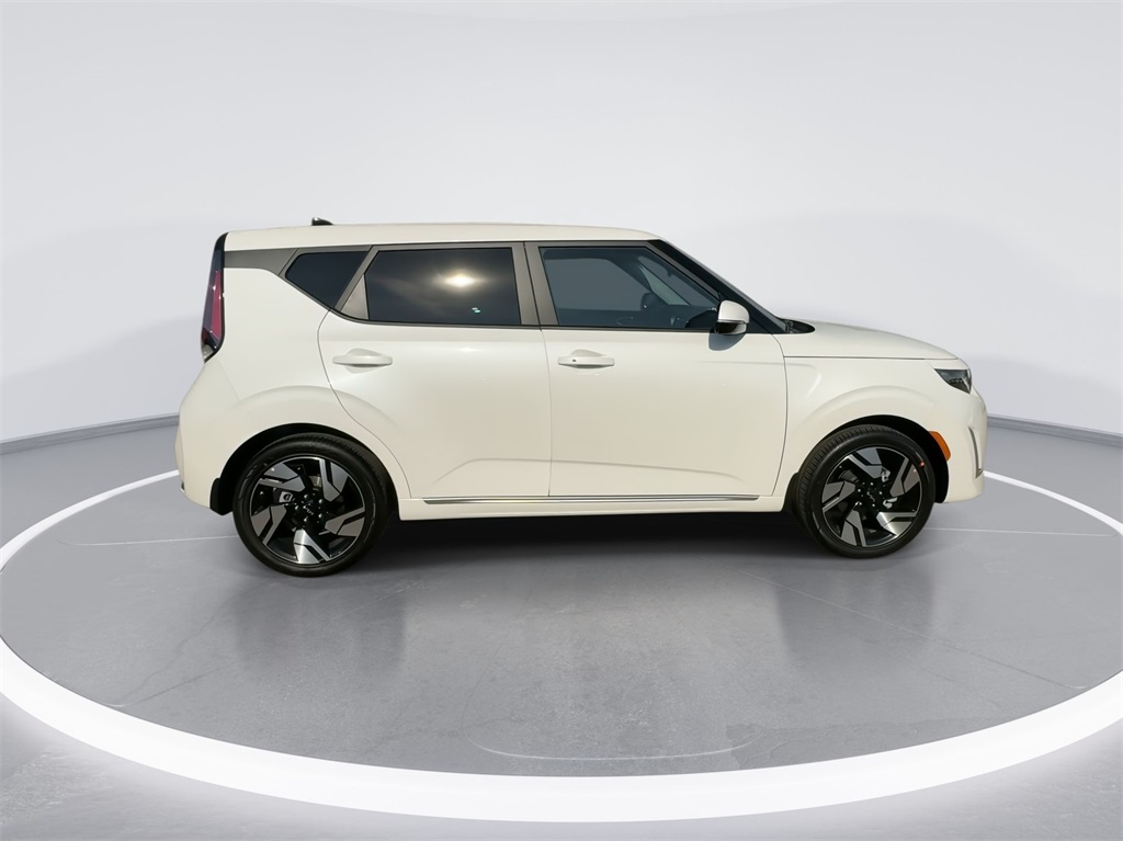 2025 Kia Soul GT-Line 12