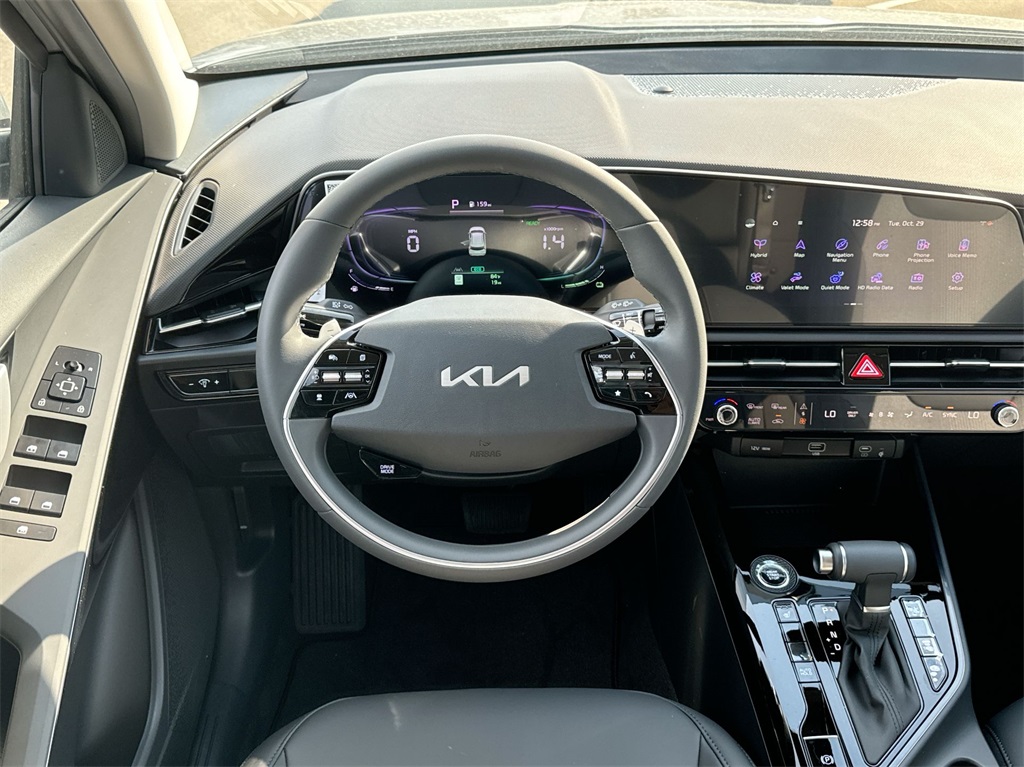 2025 Kia Niro EX 17