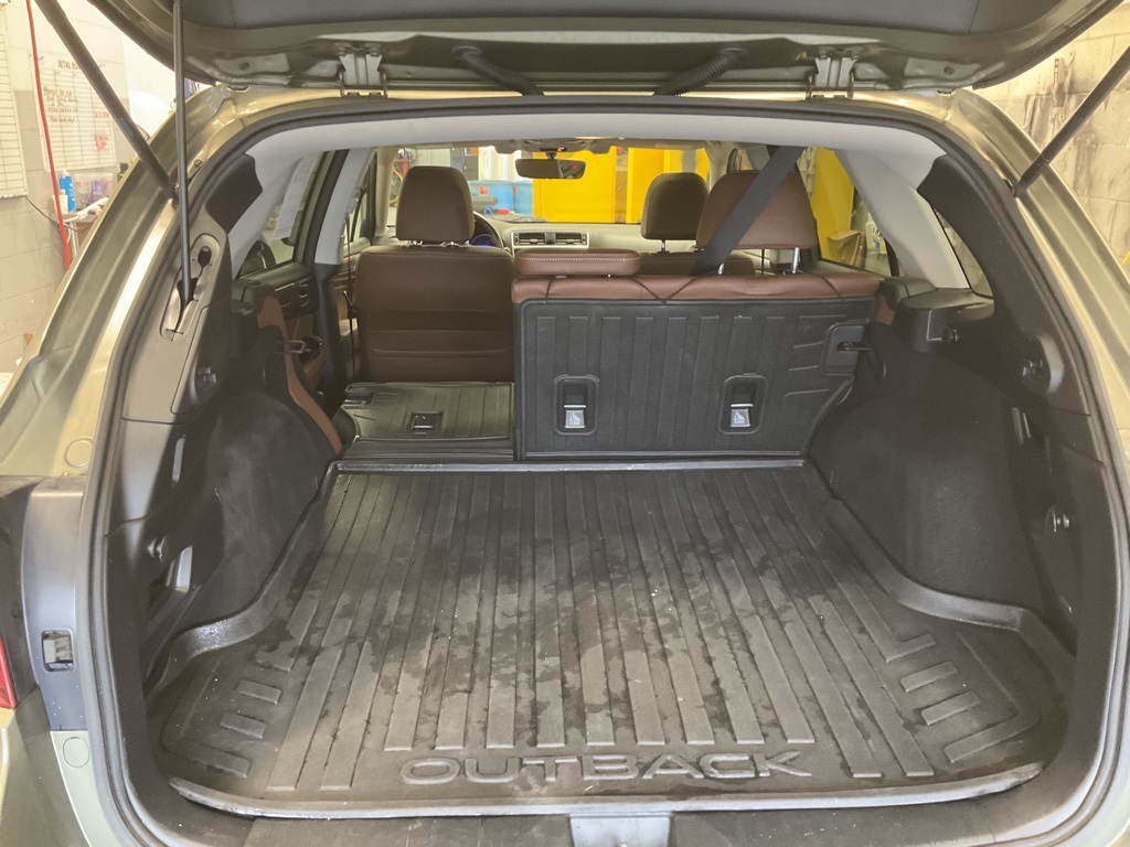 2018 Subaru Outback 2.5i 24