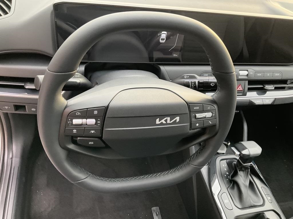 2025 Kia K4 EX 13