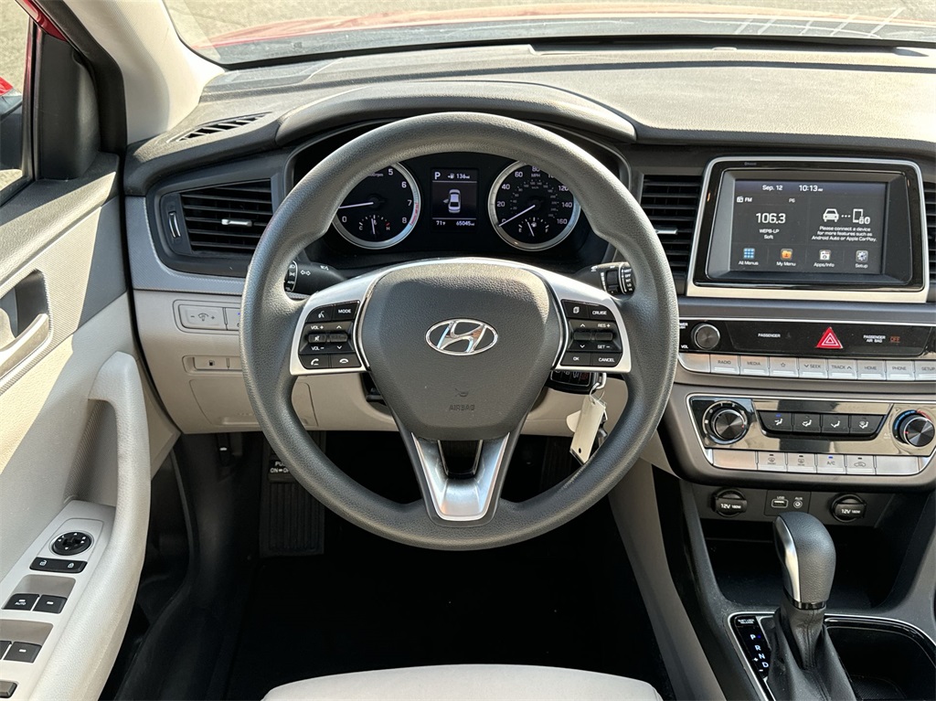 2018 Hyundai Sonata SE 16